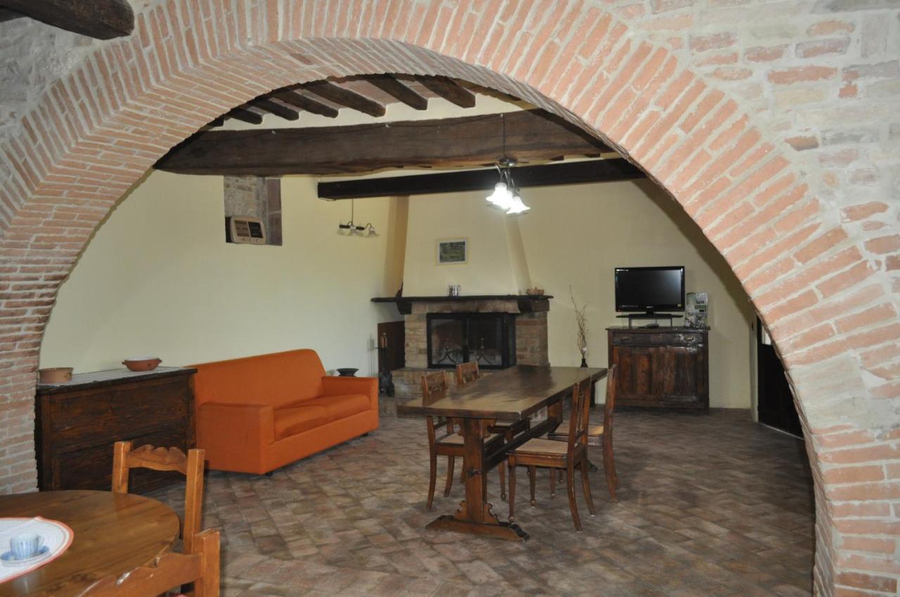 Farm Stay Il Carro Del Colle Collevalenza Kültér fotó