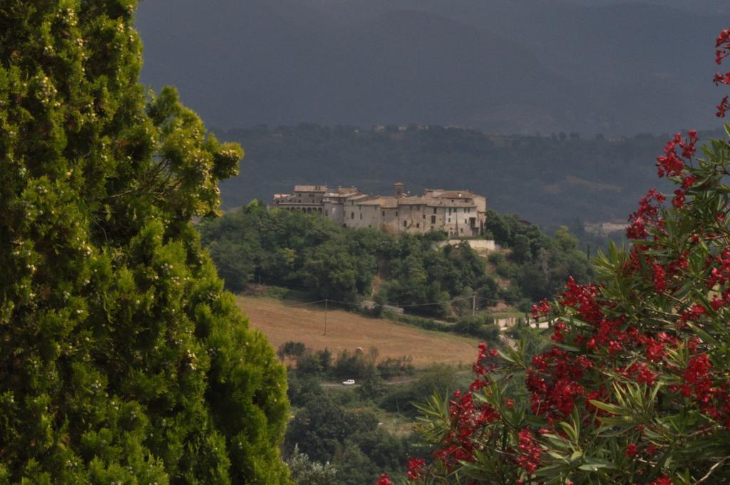 Farm Stay Il Carro Del Colle Collevalenza Szoba fotó
