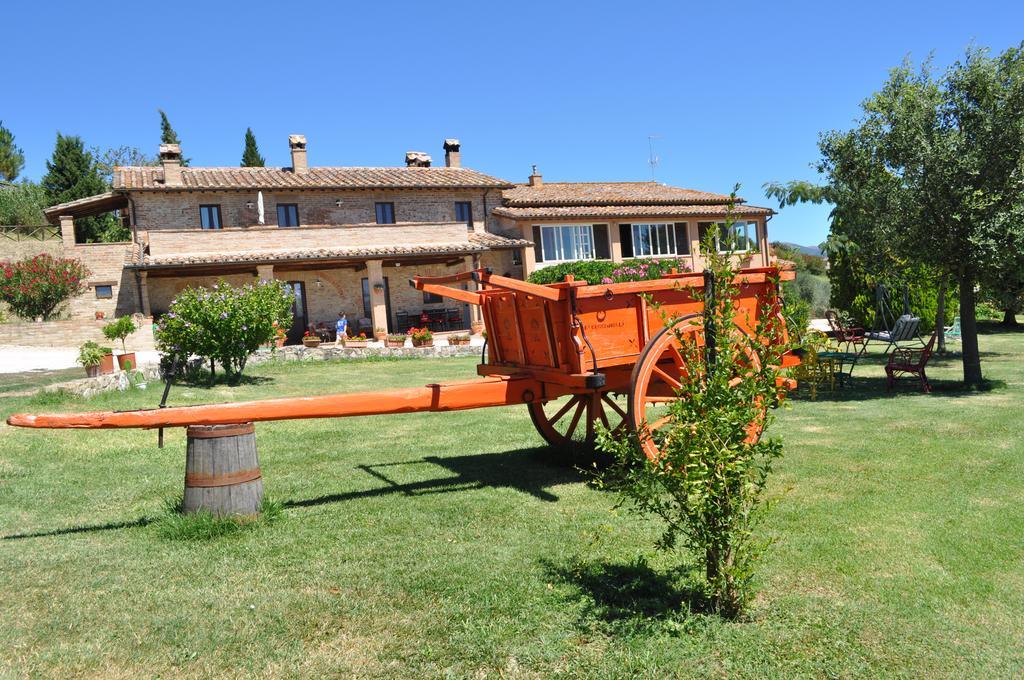 Farm Stay Il Carro Del Colle Collevalenza Kültér fotó