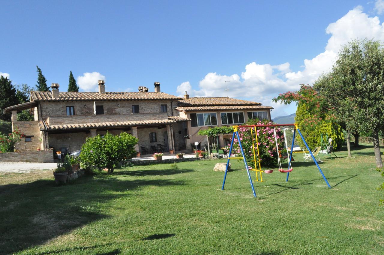 Farm Stay Il Carro Del Colle Collevalenza Kültér fotó