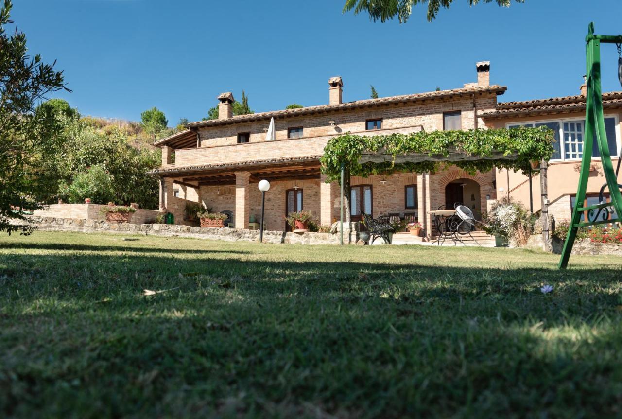 Farm Stay Il Carro Del Colle Collevalenza Kültér fotó